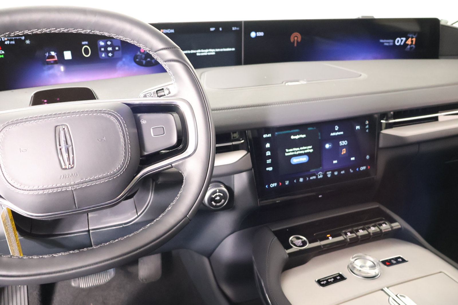 New 2026 Lincoln Navigator Premiere AWD/4WD image 5