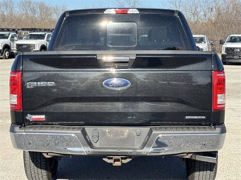 Used 2015 Ford F150 XLT w/ Equipment Group 302A Luxury image 6