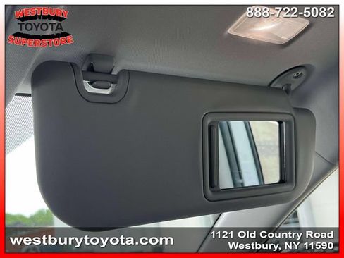 Used 2025 Toyota RAV4 XLE AWD/4WD image 34