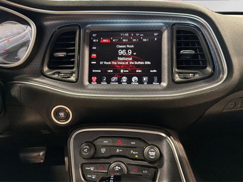 Used 2016 Dodge Challenger SXT Plus RWD image 27