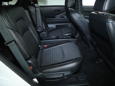 Used 2023 Nissan Pathfinder Rock Creek AWD/4WD image 31
