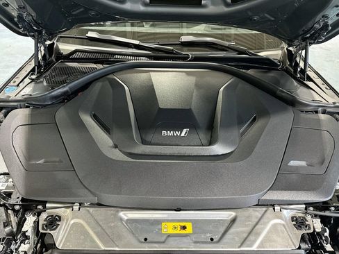 Certified 2024 BMW i4 eDrive35 w/ Premium Package RWD image 31