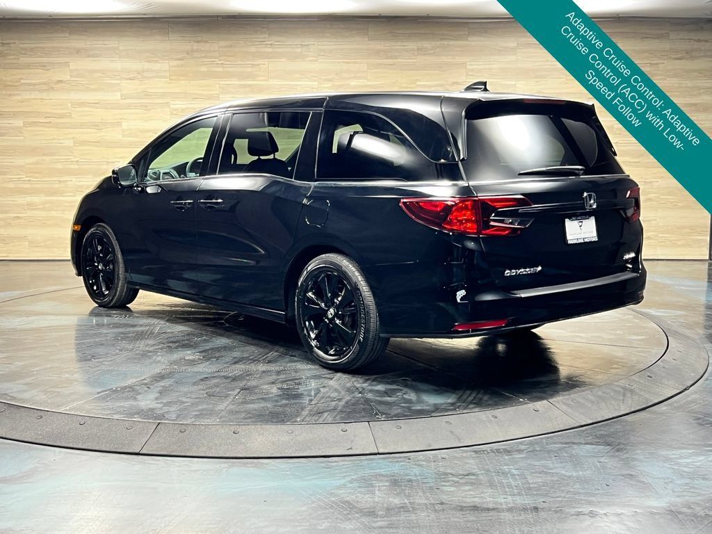 Used 2024 Honda Odyssey Sport image 12