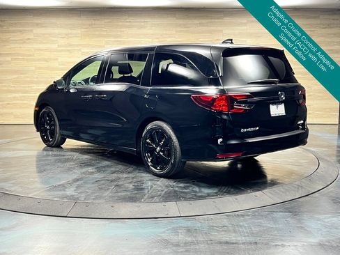 Used 2024 Honda Odyssey Sport image 12
