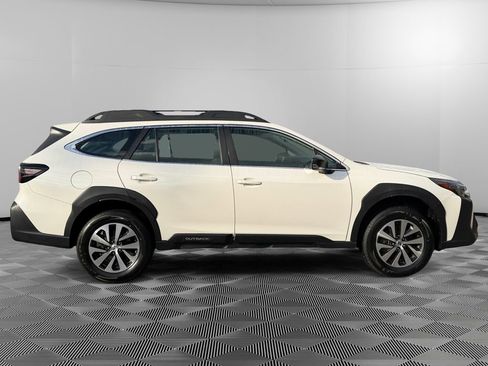Certified 2024 Subaru Outback image 8