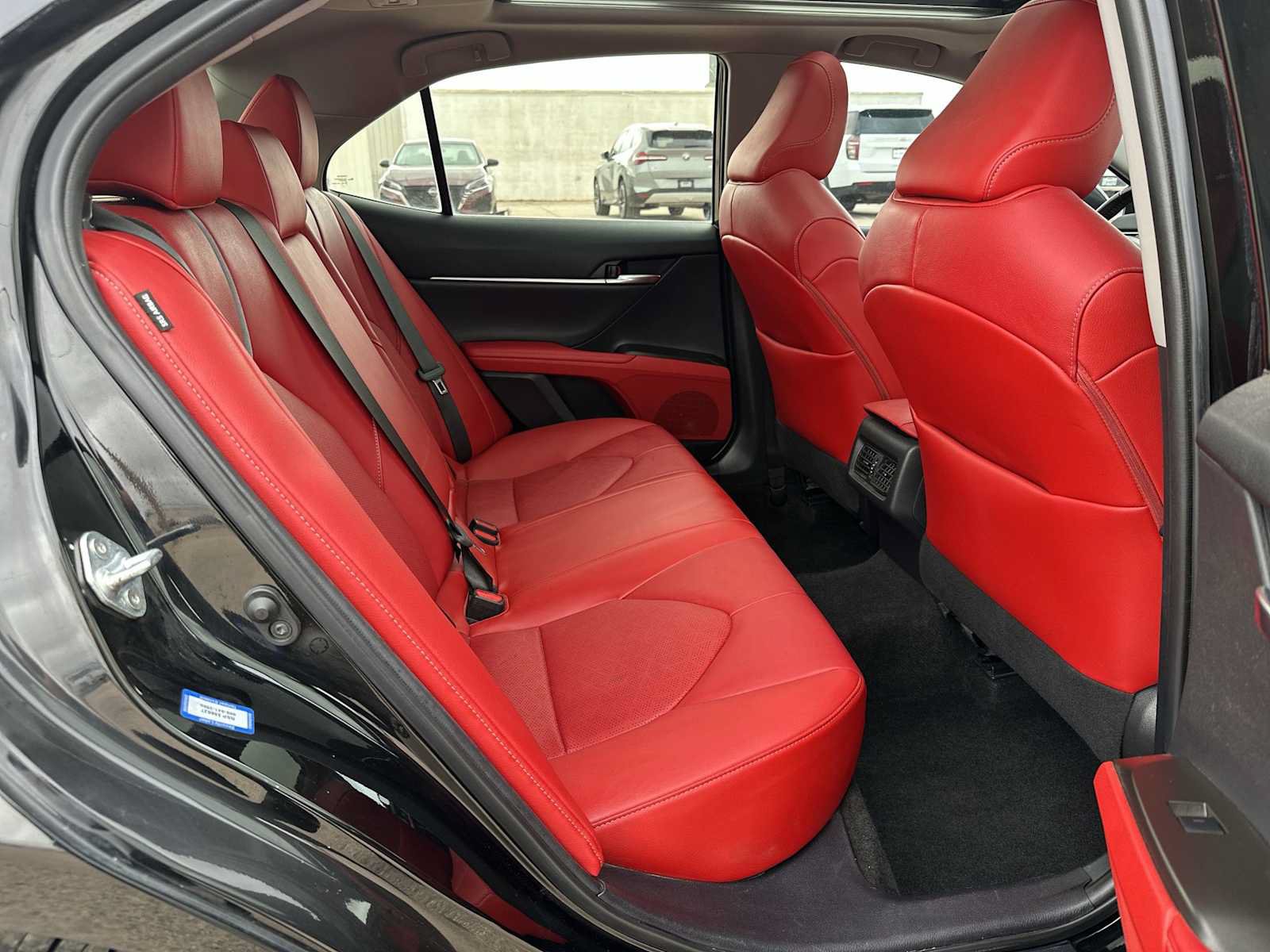 Used 2021 Toyota Camry XSE FWD image 21