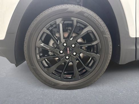 Used 2023 GMC Terrain SLE w/ Driver Convenience Package AWD/4WD image 21