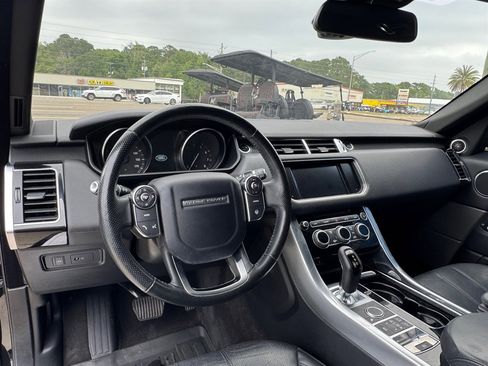 Used 2016 Land Rover Range Rover Sport HSE image 10