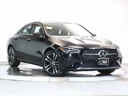 Certified 2025 Mercedes-Benz CLA 250 4MATIC image 1