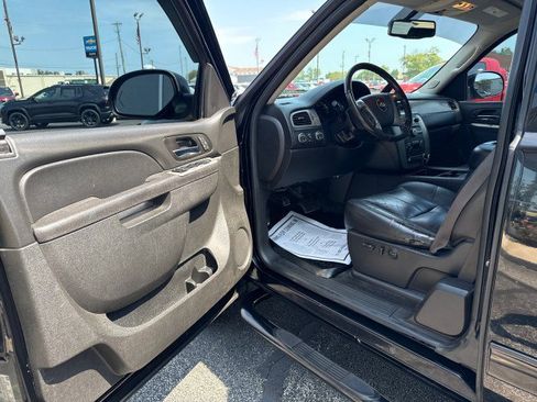 Used 2013 Chevrolet Silverado 1500 LTZ w/ LTZ Plus Package AWD/4WD image 13