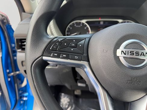 Used 2023 Nissan Sentra SV FWD image 21