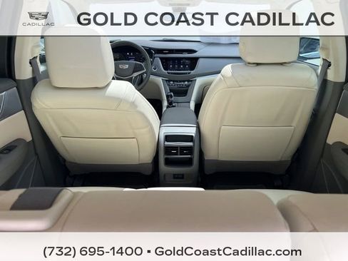 Used 2024 Cadillac XT5 Premium Luxury w/ Technology Package FWD image 11