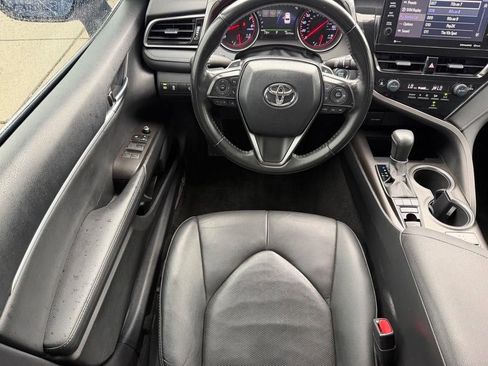 Used 2023 Toyota Camry XSE FWD image 9