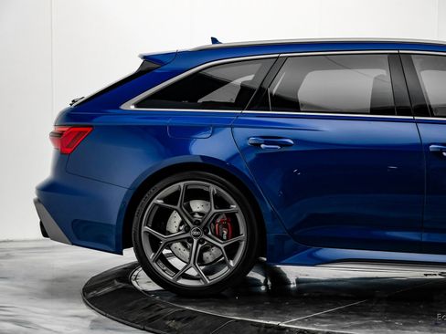 Used 2025 Audi RS 6 performance image 17