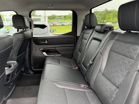 Used 2024 Toyota Tundra Limited AWD/4WD image 6