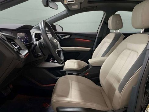 Used 2024 Audi Q4 e-tron Premium Plus w/ Premium Plus image 68