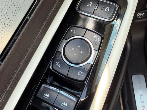 Used 2022 Lincoln Aviator Black Label w/ Dynamic Handling Package image 26