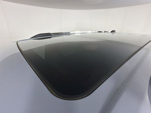 Used 2025 Ford Expedition King Ranch image 14