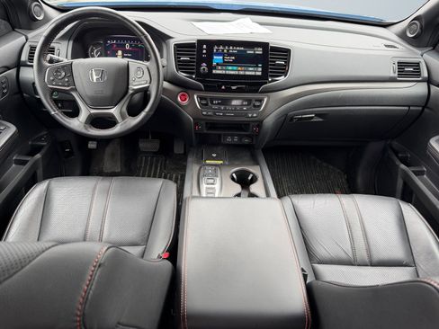 Used 2024 Honda Passport TrailSport image 12