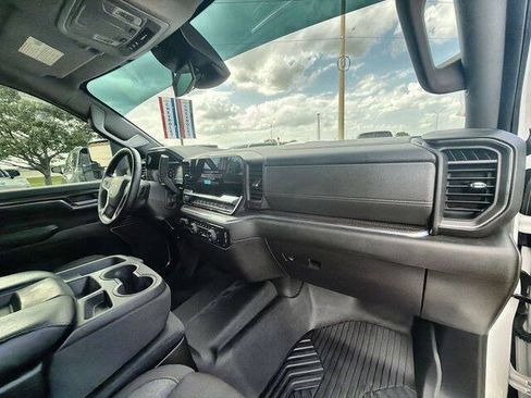 Used 2024 Chevrolet Silverado 2500 LT AWD/4WD image 28