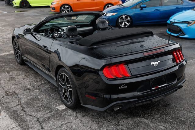 Used 2018 Ford Mustang Premium RWD image 8