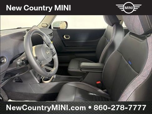 Certified 2025 MINI Cooper 2-Door Hardtop FWD image 11