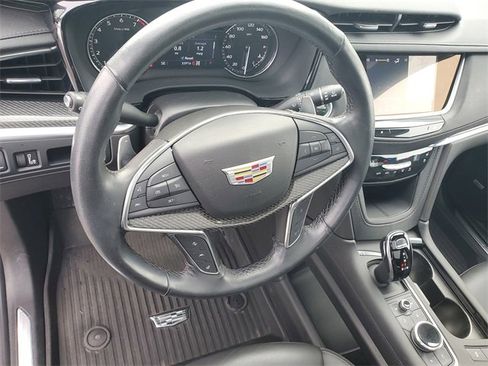 Certified 2023 Cadillac XT5 Sportv w/ LPO, Floor Liner Package image 12