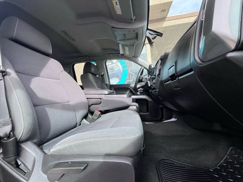 Used 2018 Chevrolet Silverado 1500 LT image 18