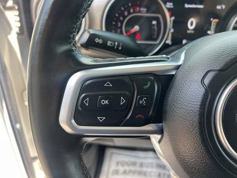 Used 2020 Jeep Wrangler Unlimited Rubicon w/ Dual Top Group AWD/4WD image 24