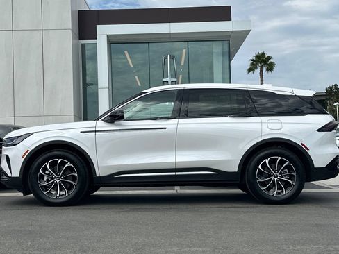 New 2026 Lincoln Nautilus Premier w/ Equipment Group 102A AWD/4WD image 6
