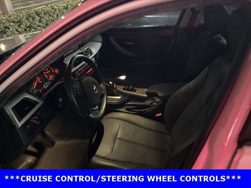 Used 2018 BMW 320i Sedan image 3