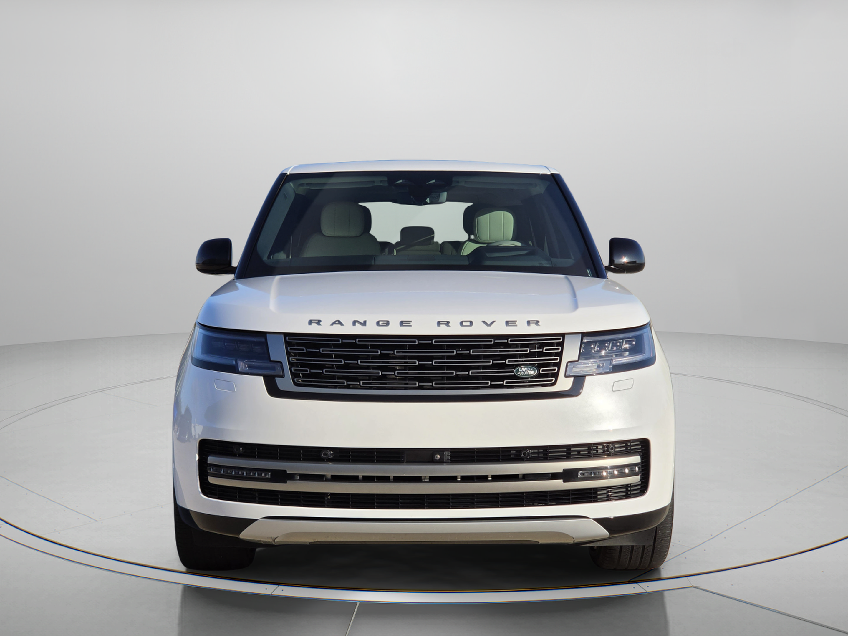 Used 2024 Land Rover Range Rover SE AWD/4WD image 6