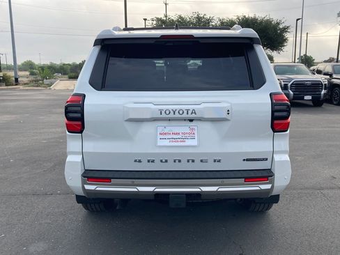 New 2026 Toyota 4Runner Limited AWD/4WD image 6