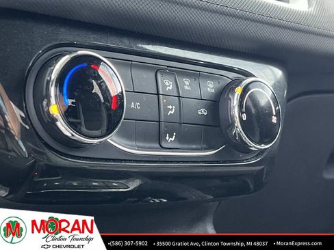 Used 2026 Chevrolet TrailBlazer LT w/ Driver Confidence Package FWD image 22
