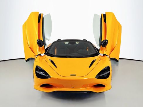 New 2027 McLaren 750S Spider RWD image 2