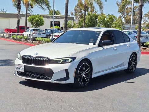 Used 2024 BMW 330i Sedan w/ M Sport Package RWD image 5