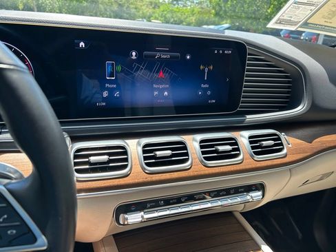 Used 2024 Mercedes-Benz GLE 450 4MATIC image 30