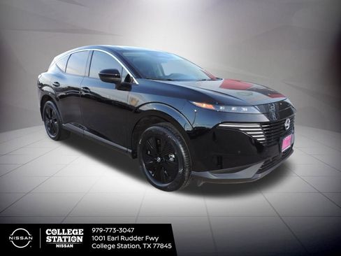 Used 2025 Nissan Murano SV image 3