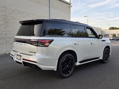 New 2026 INFINITI QX80 4WD w/ Sport Exterior Package image 6