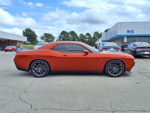 Used 2021 Dodge Challenger R/T Scat Pack w/ Shaker Package image 21