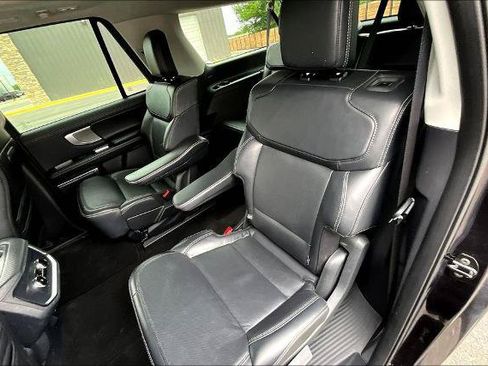 Certified 2025 Ford Expedition Max Platinum AWD/4WD image 20
