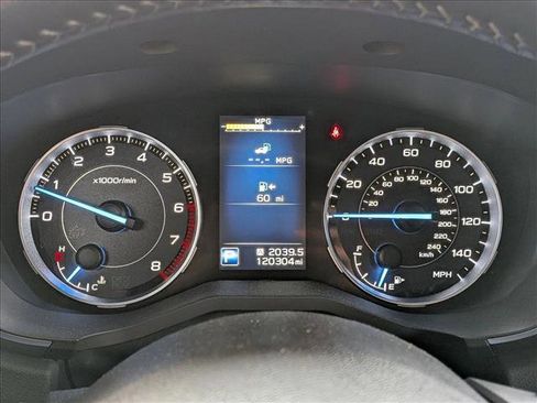 Used 2019 Subaru Ascent Limited image 11