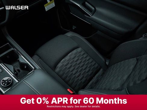 New 2025 Nissan Pathfinder SV w/ Black Appearance Package image 27