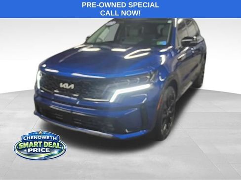 Used 2022 Kia Sorento SX image 1