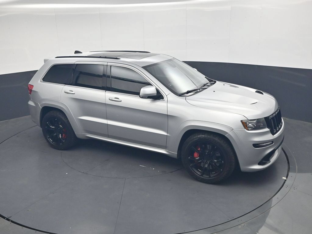 Used 2012 Jeep Grand Cherokee SRT8 w/ Luxury Group II AWD/4WD image 25