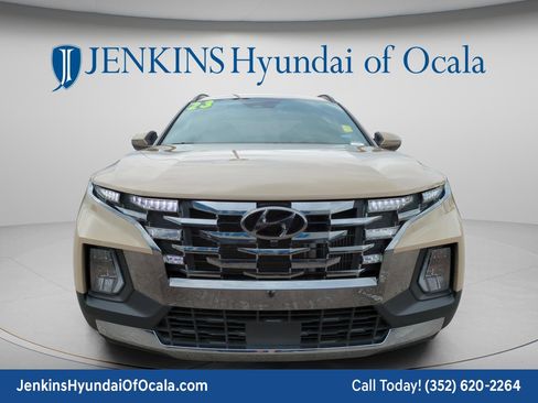 Certified 2023 Hyundai Santa Cruz Limited image 8