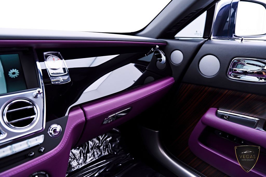 Used 2017 Rolls-Royce Wraith RWD image 82