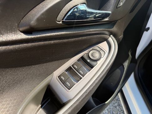 Used 2024 Chevrolet Malibu LS FWD image 10