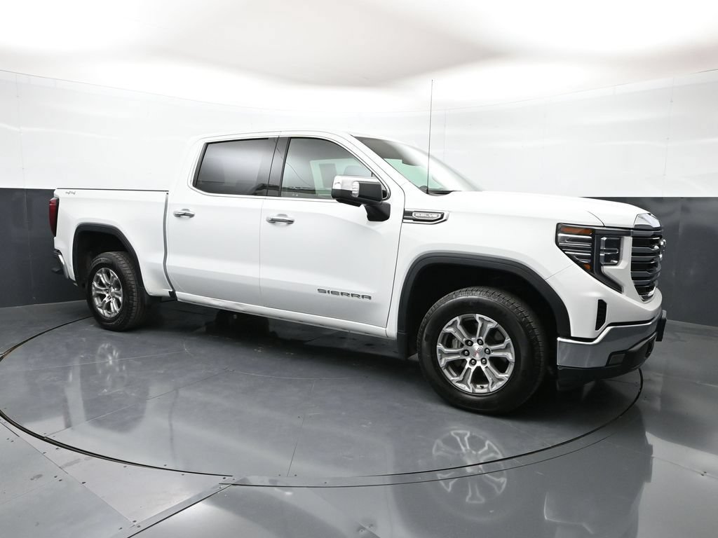 Used 2024 GMC Sierra 1500 SLT AWD/4WD image 1