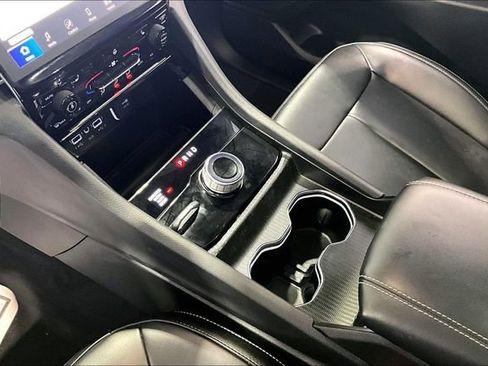 Used 2024 Jeep Grand Cherokee Limited w/ Trailer Tow Package image 18